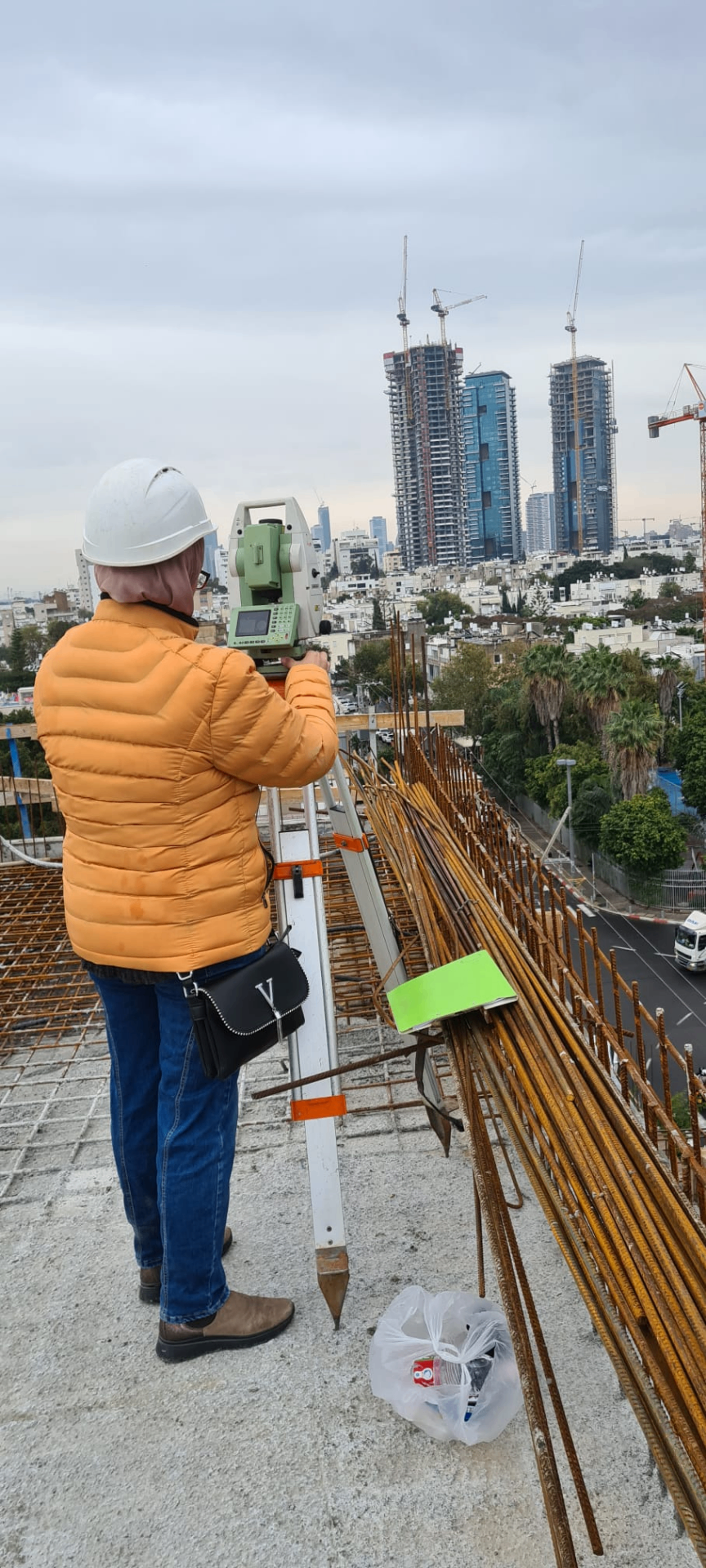 מדידות באתר בנייה עירוני
